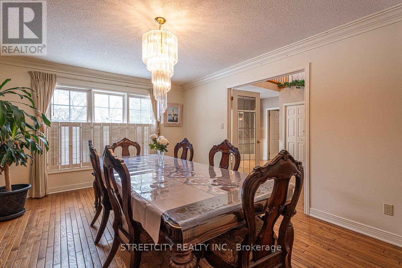 397 Grangeover Court, London North, Ontario  N6G 4K8 - Photo 8 - X12945158