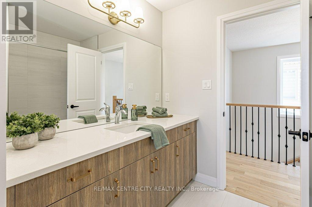 1200 Emma Chase Drive, London North, Ontario  N6G 5S1 - Photo 28 - X12945280