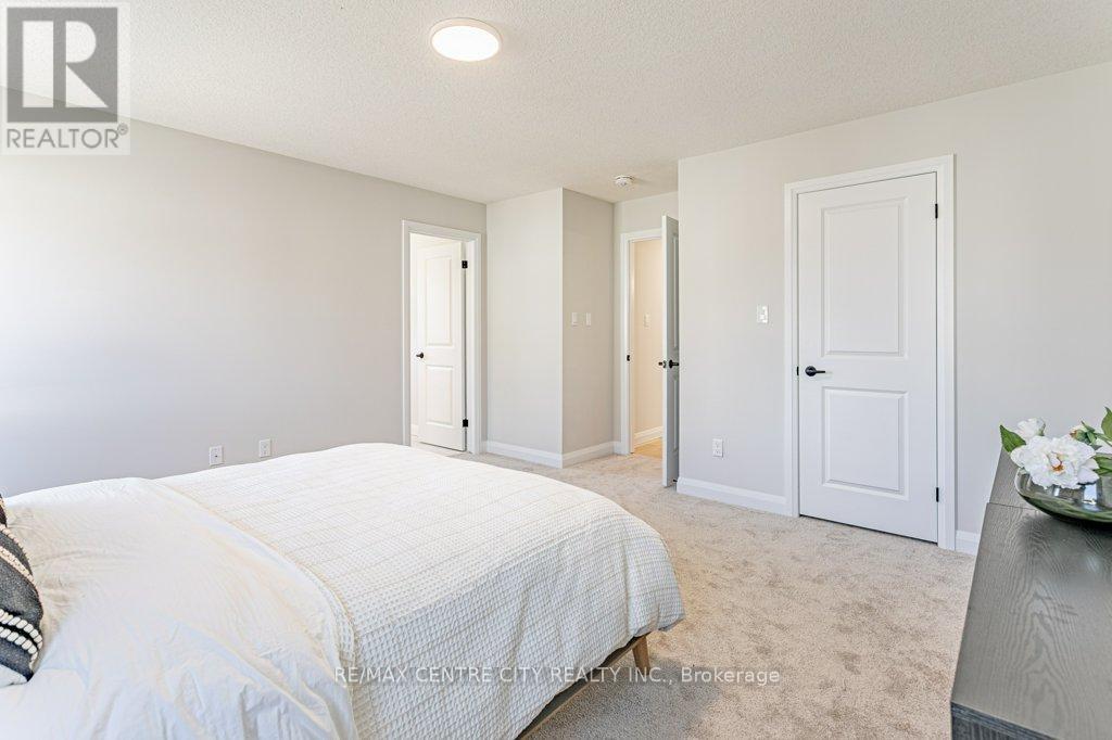 1200 Emma Chase Drive, London North, Ontario  N6G 5S1 - Photo 35 - X12945280