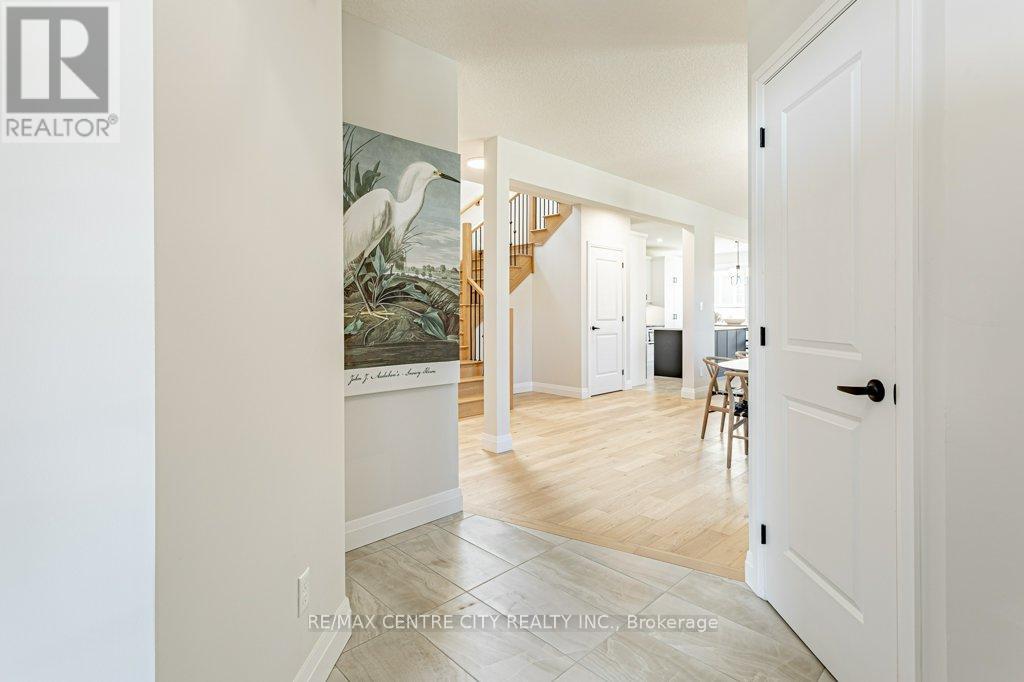 1200 Emma Chase Drive, London North, Ontario  N6G 5S1 - Photo 6 - X12945280