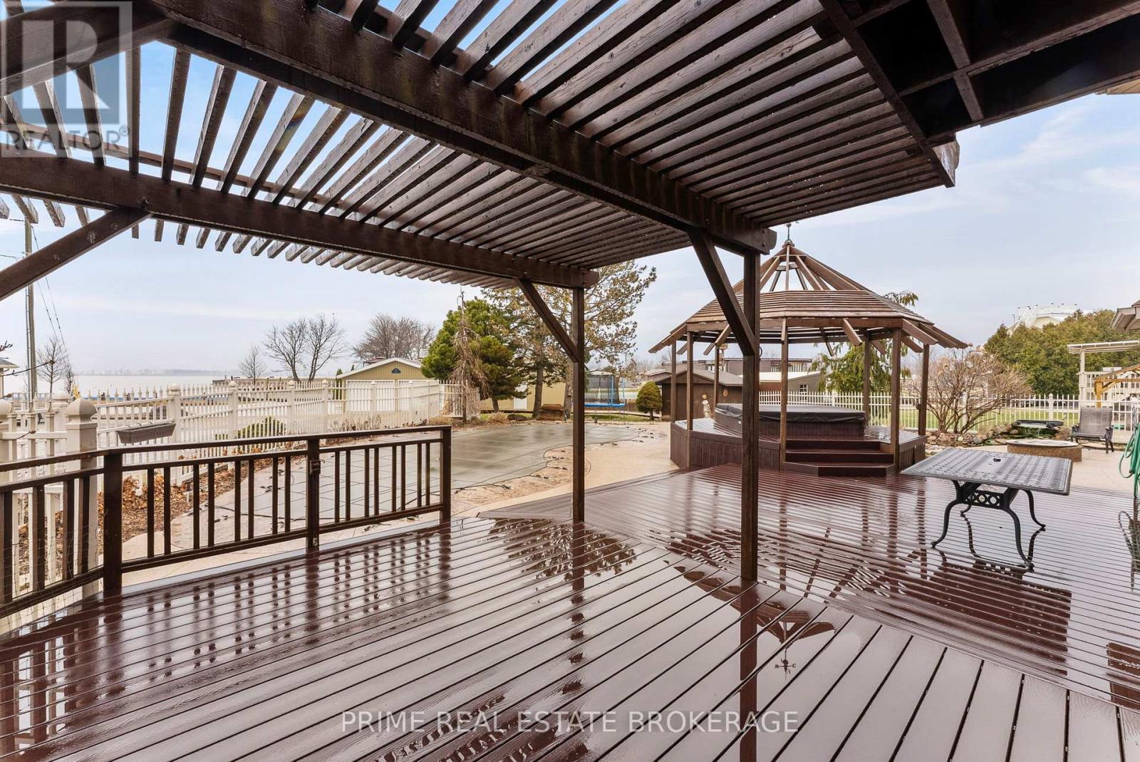 4 Crawford Street, Chatham-Kent, Ontario  N0P 1L0 - Photo 34 - X12945298