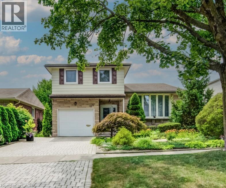 55 Coach Hill Drive, Kitchener, Ontario  N2E 1N7 - Photo 2 - 40812548