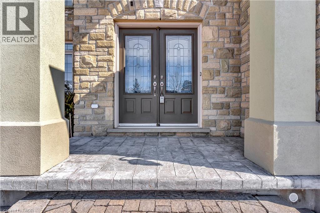 510 Forest Gate Crescent, Waterloo, Ontario  N2V 2X2 - Photo 4 - 40811566