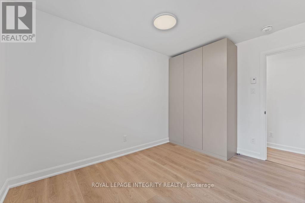 A - 96 Fieldrow Street, Ottawa, Ontario  K2G 2Y9 - Photo 13 - X12863150