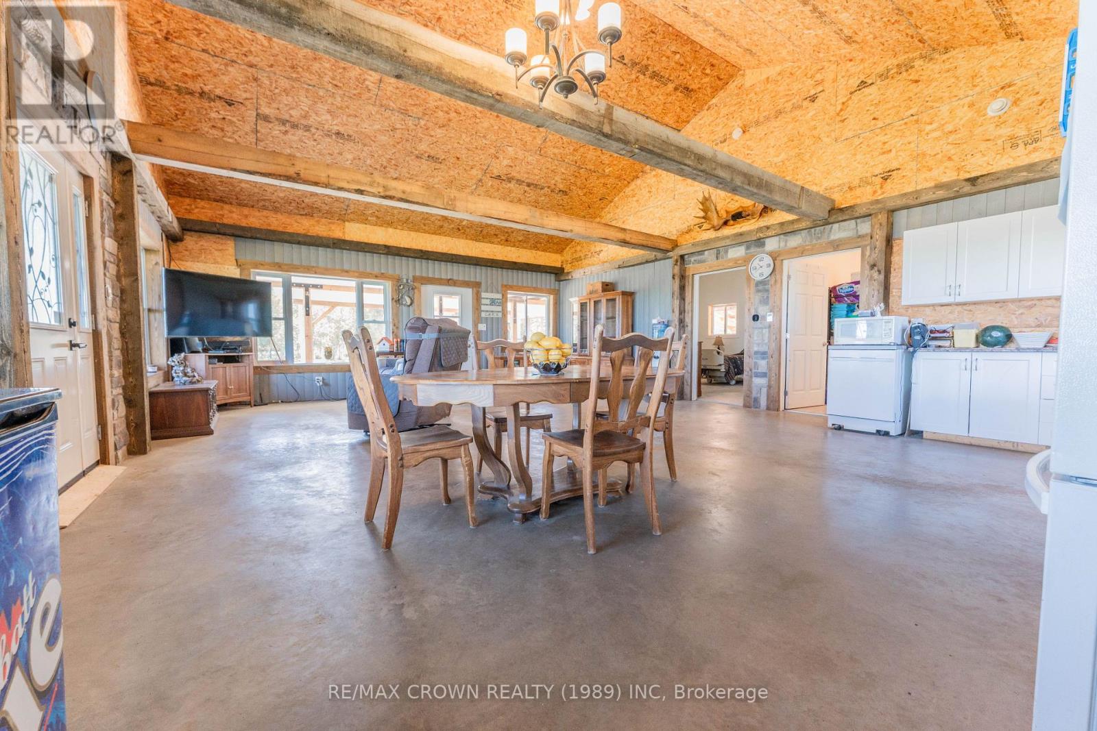 24 Shallow Lake Road W, Mattice-Val Cote, Ontario  P0L 1T0 - Photo 19 - T12944952