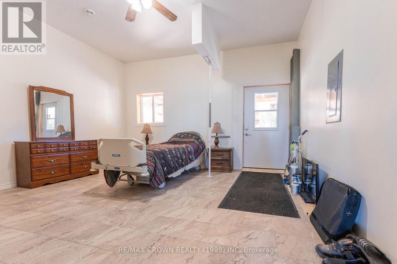 24 Shallow Lake Road W, Mattice-Val Cote, Ontario  P0L 1T0 - Photo 20 - T12944952