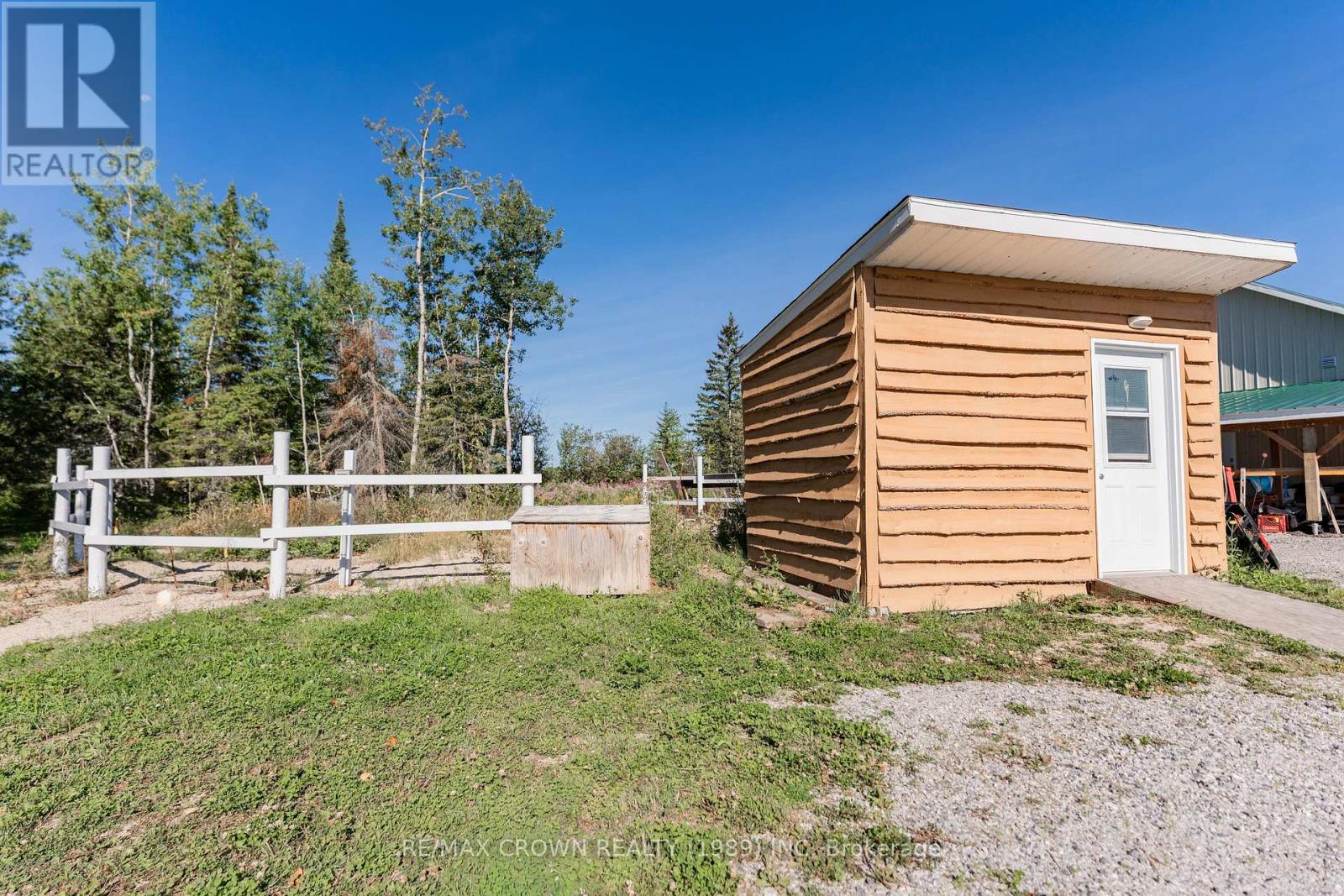 24 Shallow Lake Road W, Mattice-Val Cote, Ontario  P0L 1T0 - Photo 34 - T12944952