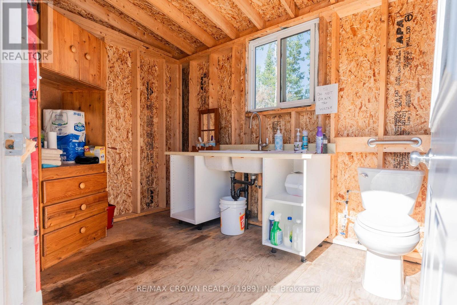 24 Shallow Lake Road W, Mattice-Val Cote, Ontario  P0L 1T0 - Photo 35 - T12944952