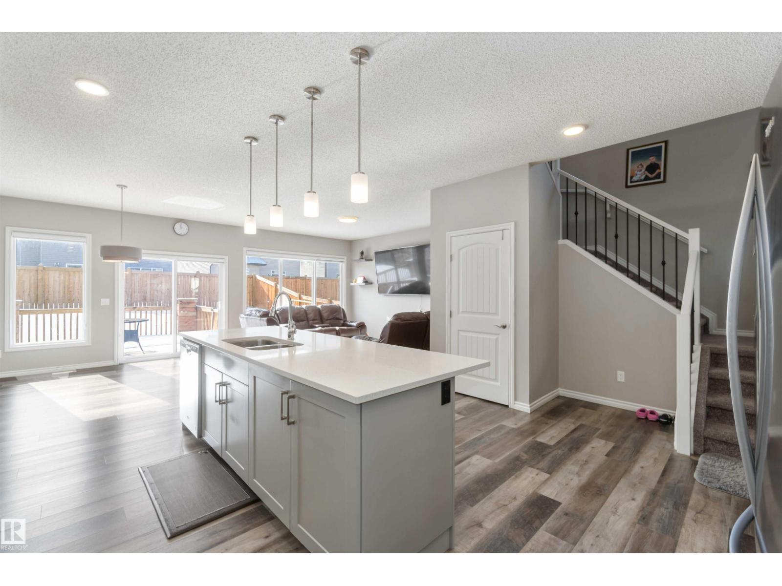 435 41 Av Nw, Edmonton, Alberta  T6T 2G2 - Photo 11 - E4477750