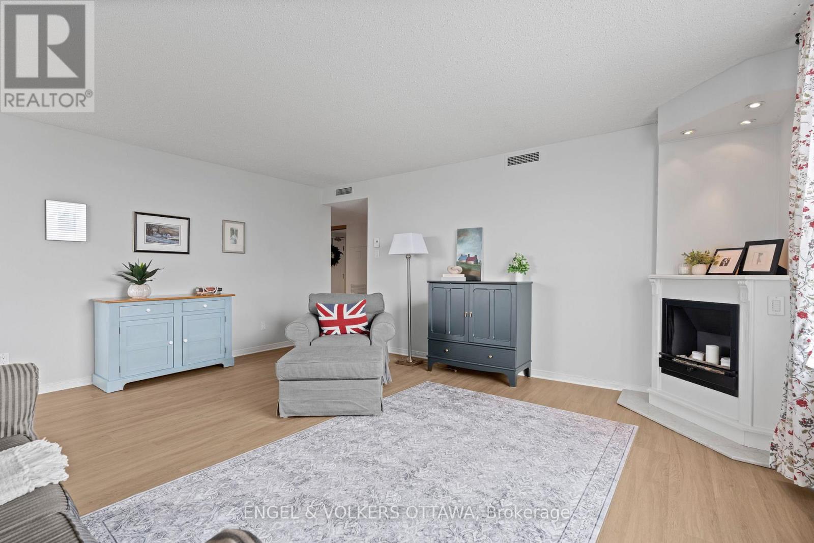 609 - 215 Parkdale Avenue, Ottawa, Ontario  K1Y 4T8 - Photo 7 - X12944956