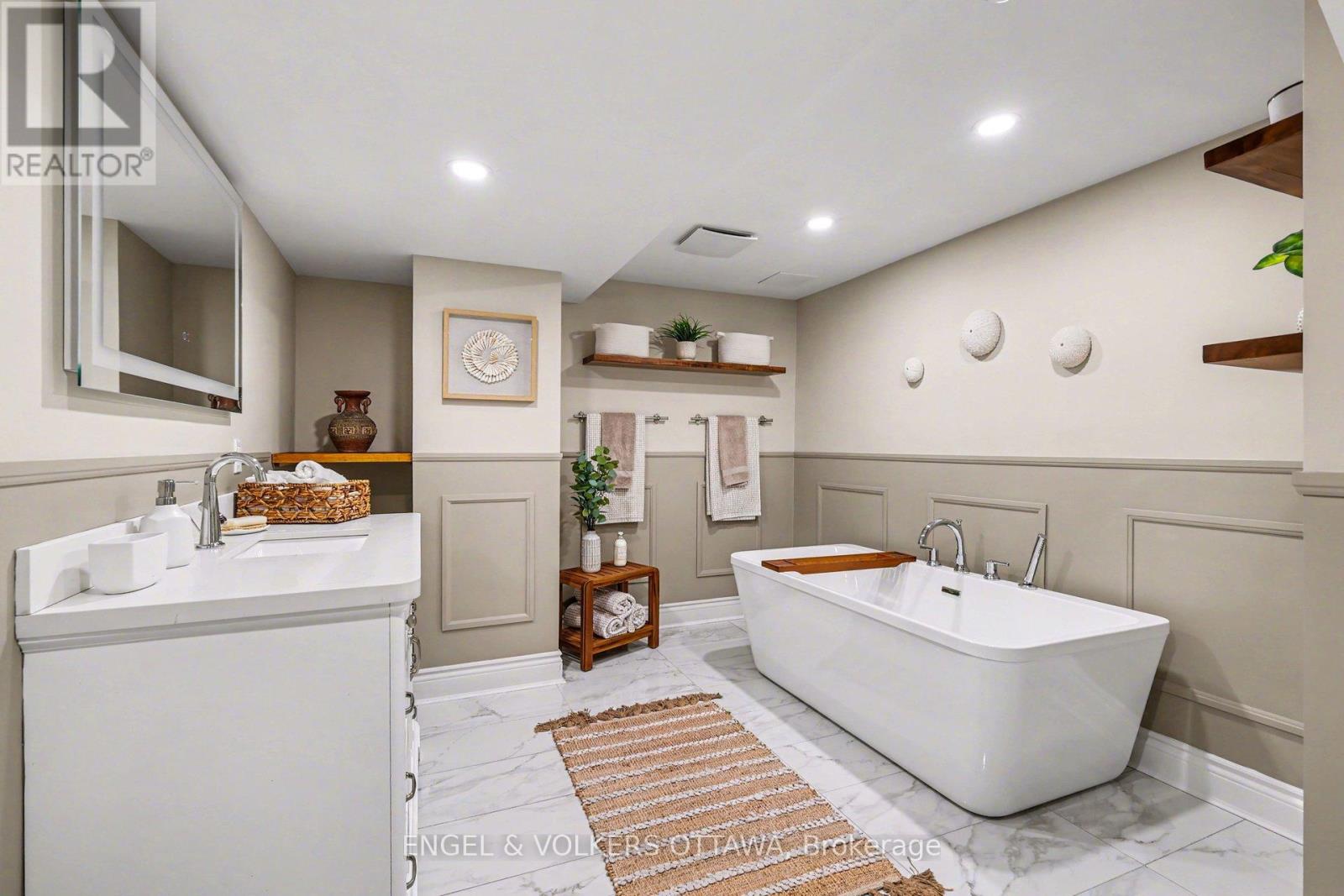 64 Malvern Drive, Ottawa, Ontario  K2J 1M1 - Photo 27 - X12945078