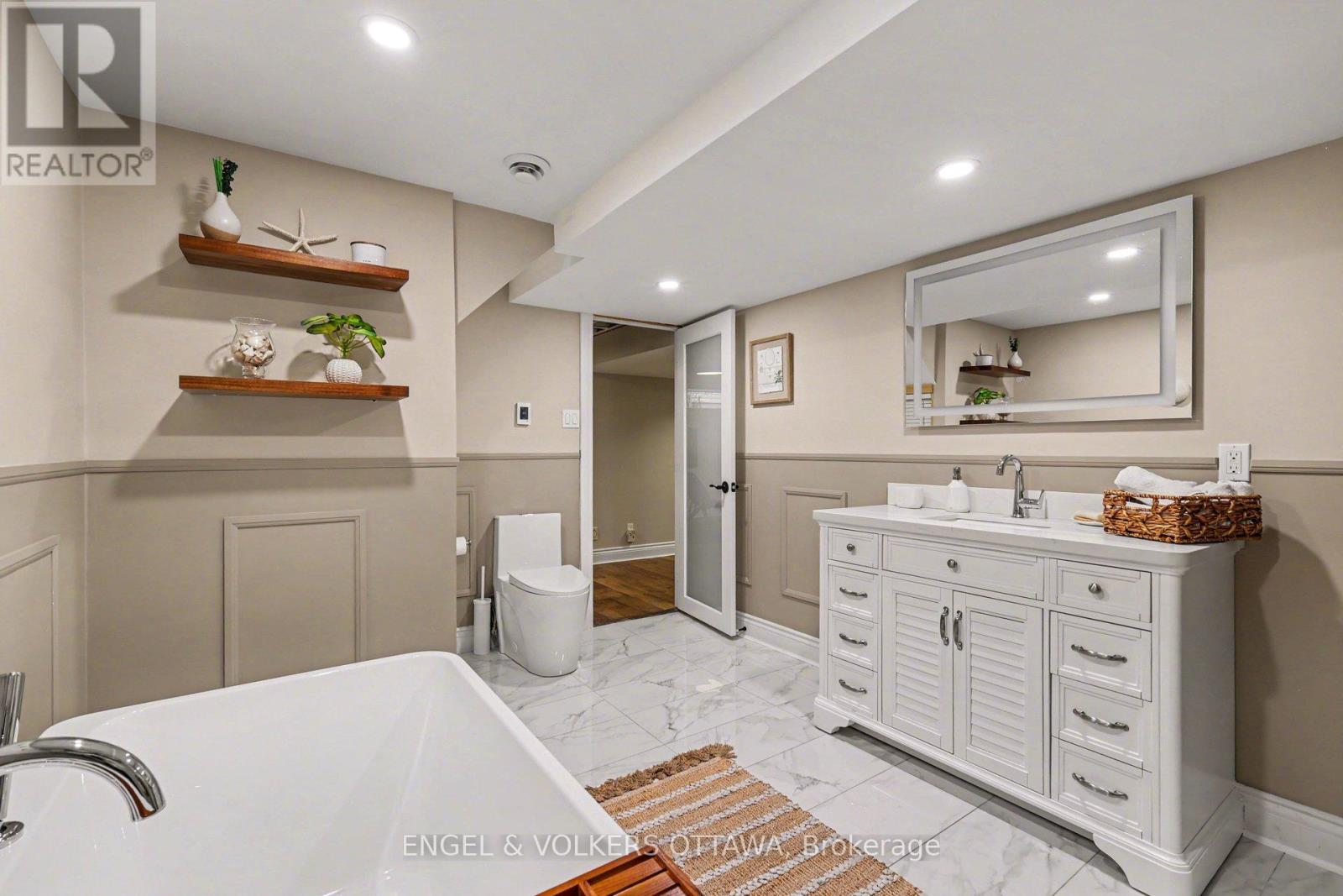 64 Malvern Drive, Ottawa, Ontario  K2J 1M1 - Photo 28 - X12945078