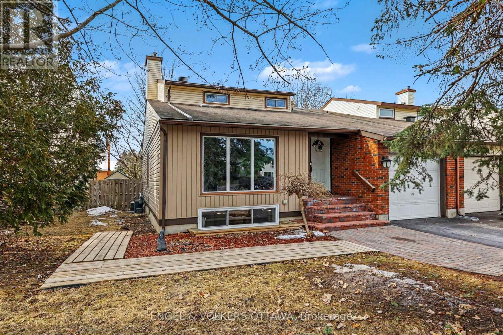 64 Malvern Drive, Ottawa, Ontario  K2J 1M1 - Photo 3 - X12945078