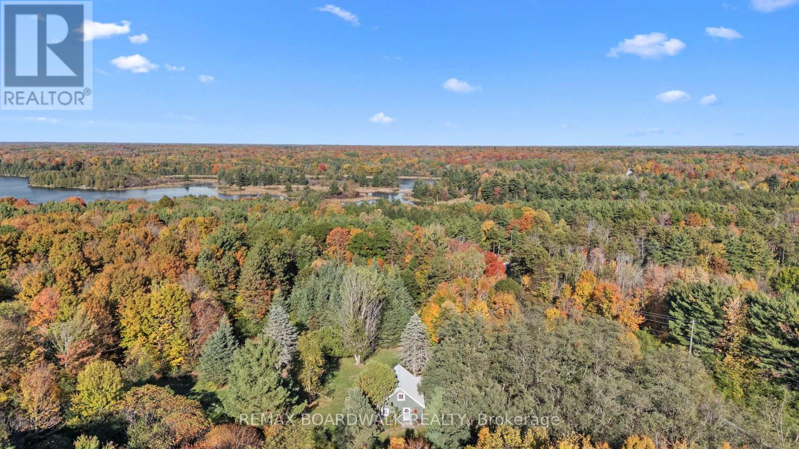 402 Mp4 Road, Rideau Lakes, Ontario  K0G 1V0 - Photo 2 - X12945194