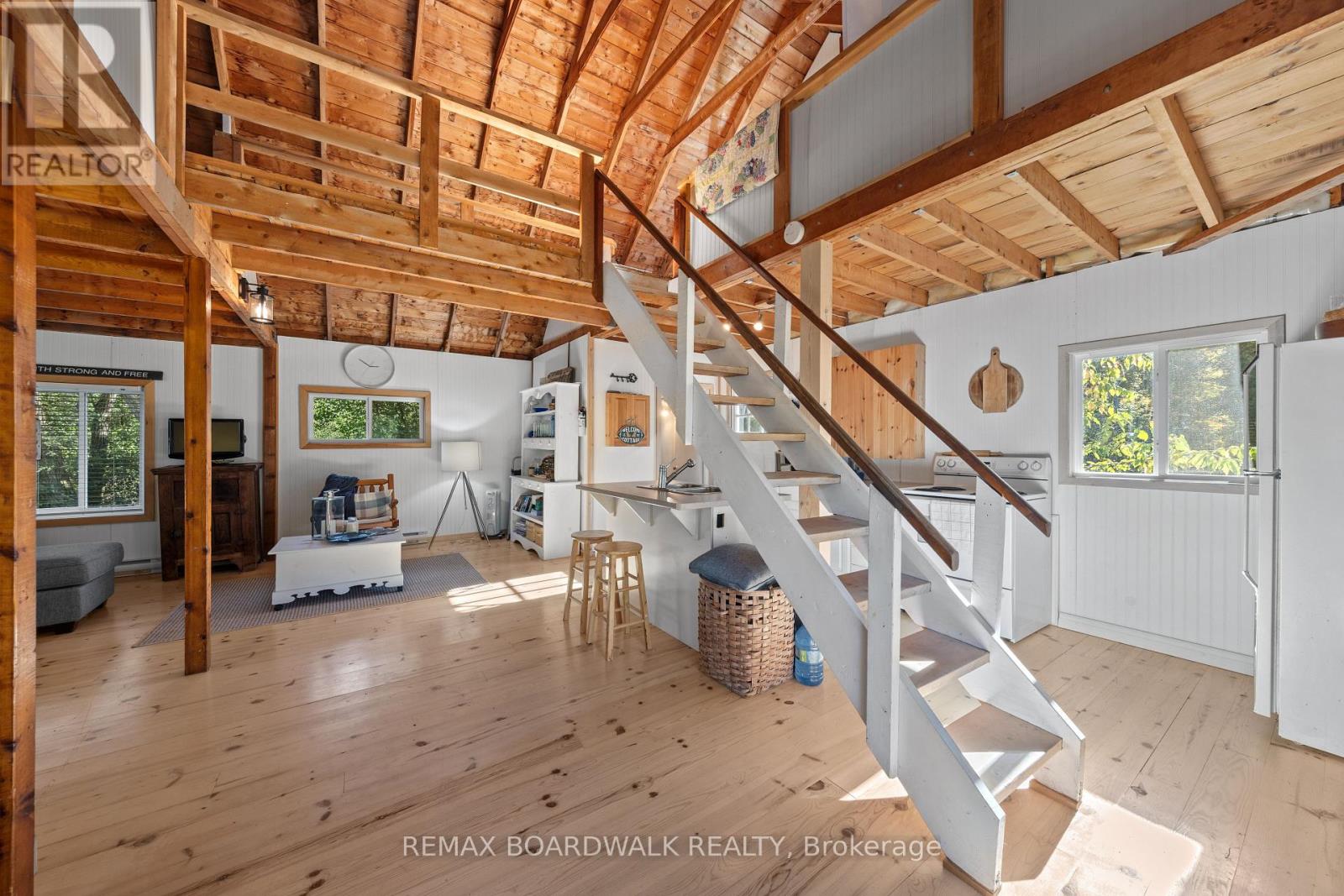 402 Mp4 Road, Rideau Lakes, Ontario  K0G 1V0 - Photo 25 - X12945194