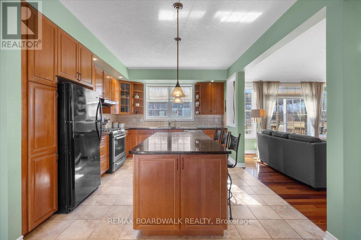 71 Horace Drive, Rideau Lakes, Ontario  K0G 1V0 - Photo 15 - X12945216