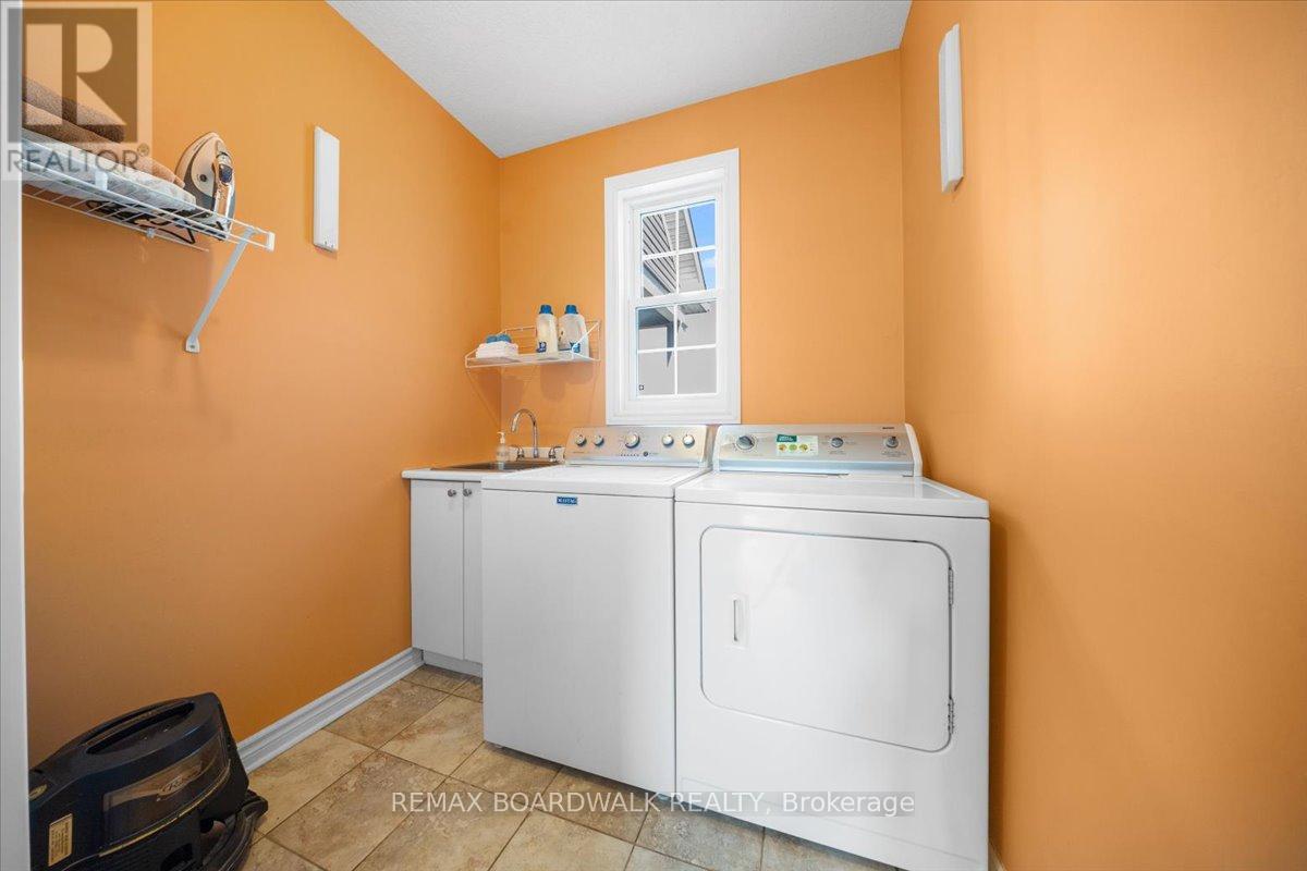 71 Horace Drive, Rideau Lakes, Ontario  K0G 1V0 - Photo 25 - X12945216