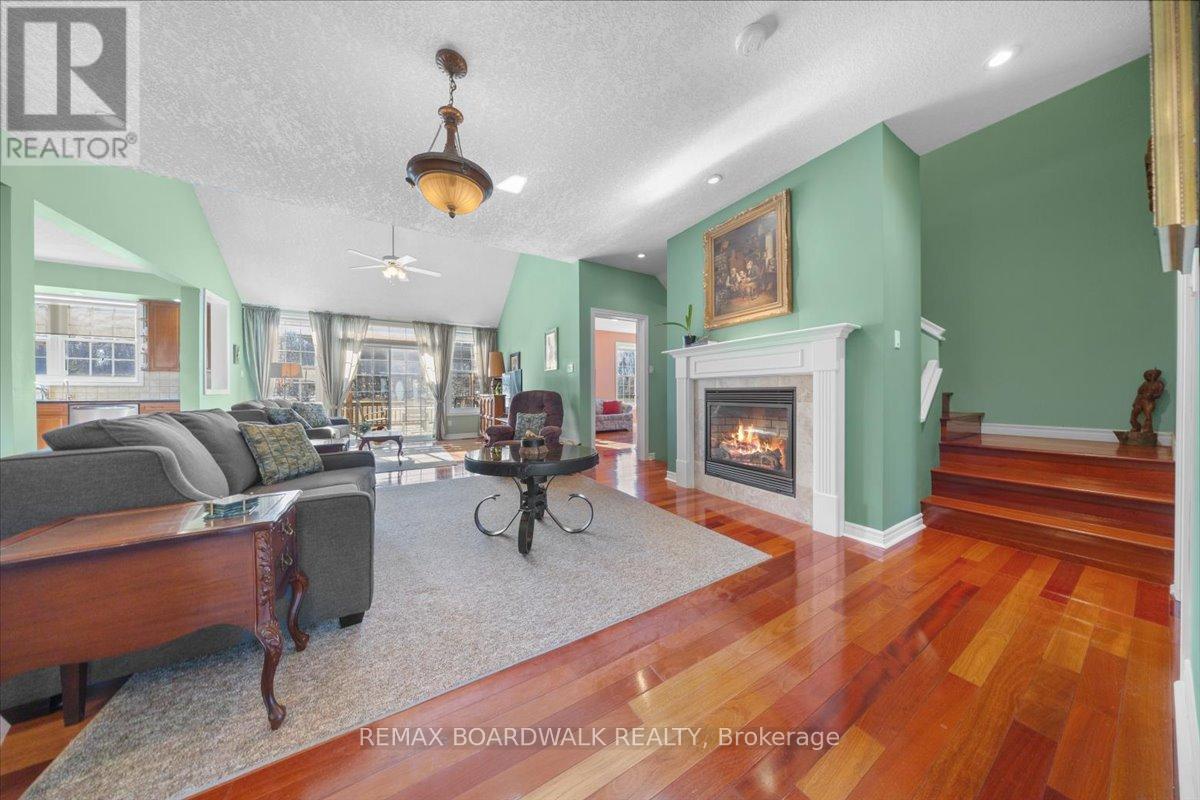 71 Horace Drive, Rideau Lakes, Ontario  K0G 1V0 - Photo 3 - X12945216