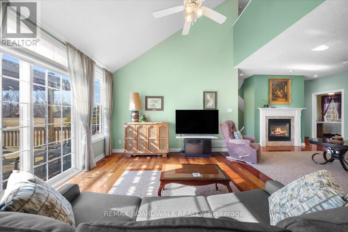 71 Horace Drive, Rideau Lakes, Ontario  K0G 1V0 - Photo 9 - X12945216