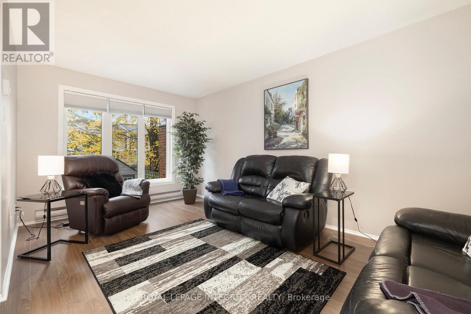 142 Salter Crescent, Ottawa, Ontario  K2K 1Y8 - Photo 8 - X12945272