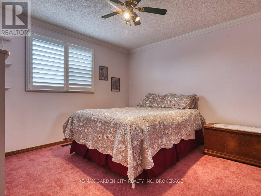 21 Bascary Crescent, St. Catharines (Rykert/vansickle), Ontario  L2S 3M7 - Photo 18 - X12945046