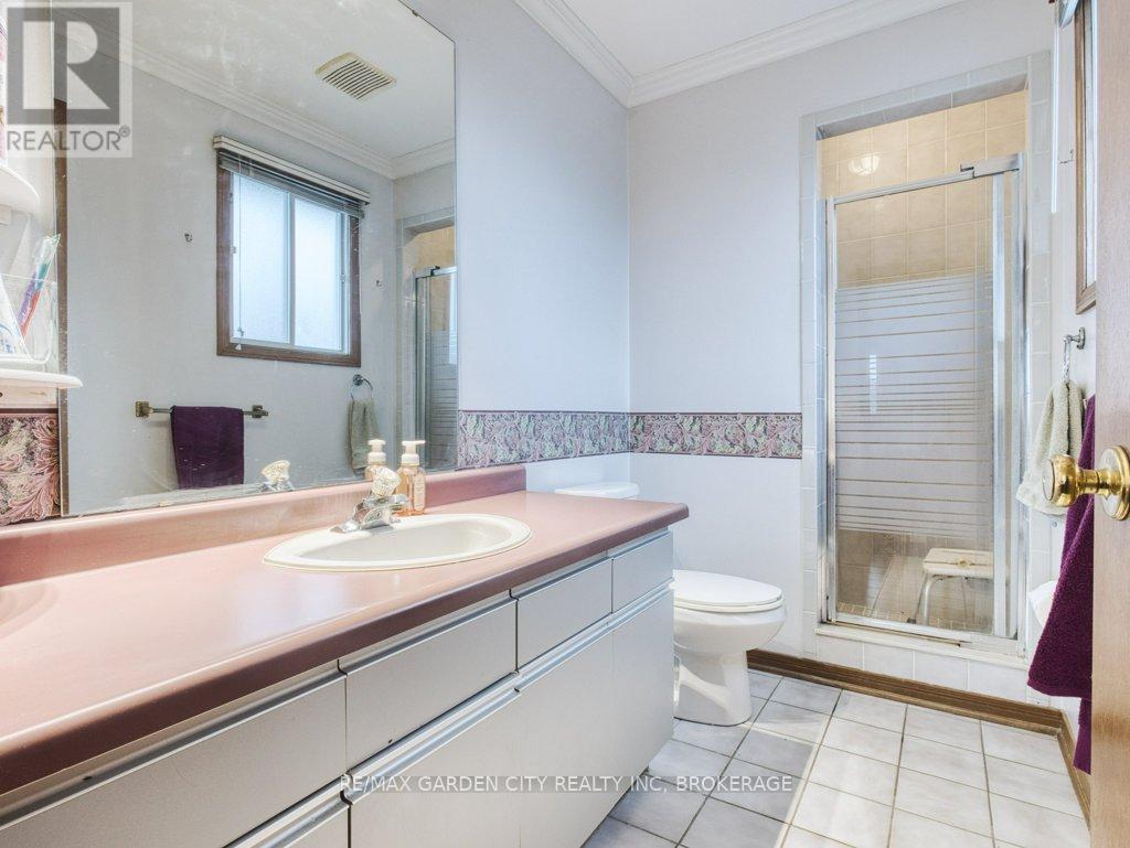 21 Bascary Crescent, St. Catharines (Rykert/vansickle), Ontario  L2S 3M7 - Photo 24 - X12945046