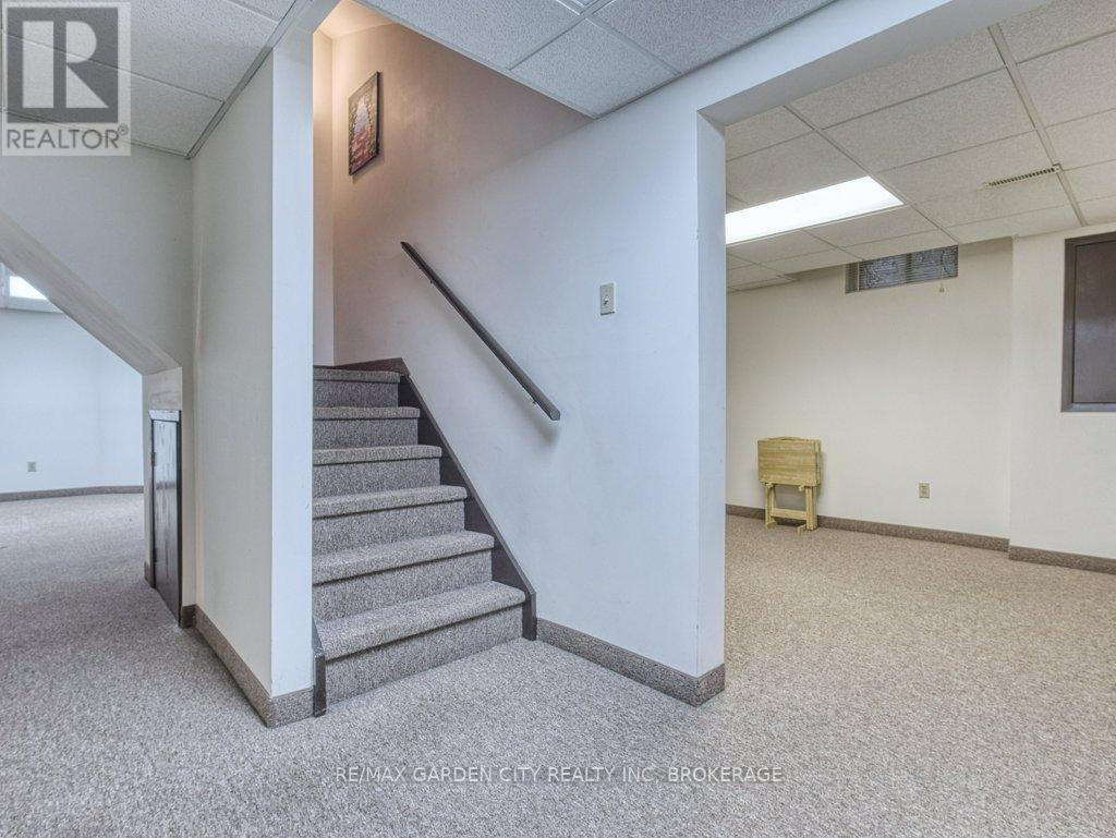 21 Bascary Crescent, St. Catharines (Rykert/vansickle), Ontario  L2S 3M7 - Photo 25 - X12945046