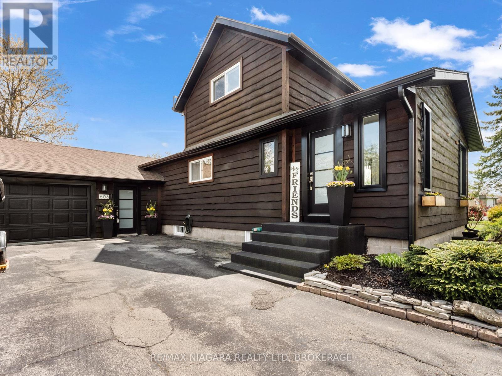 606 Scott Avenue, Fort Erie, Ontario  L2A 5G2 - Photo 3 - X12945136