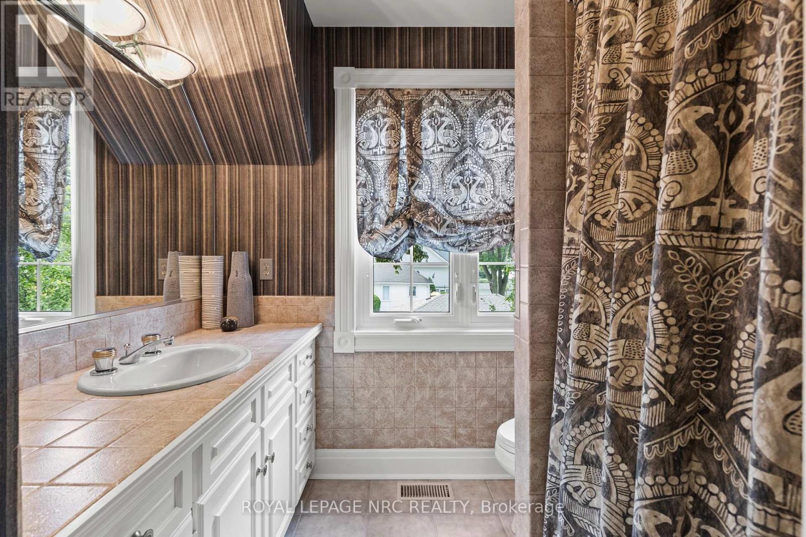 315 Niagara Boulevard, Niagara-On-The-Lake, Ontario  L0S 1J0 - Photo 24 - X12945174