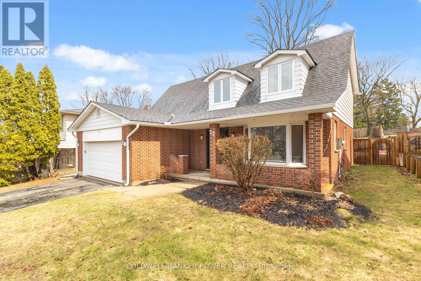 27 Foxcroft Crescent, London South, Ontario  N6K 3A3 - Photo 2 - X12862742