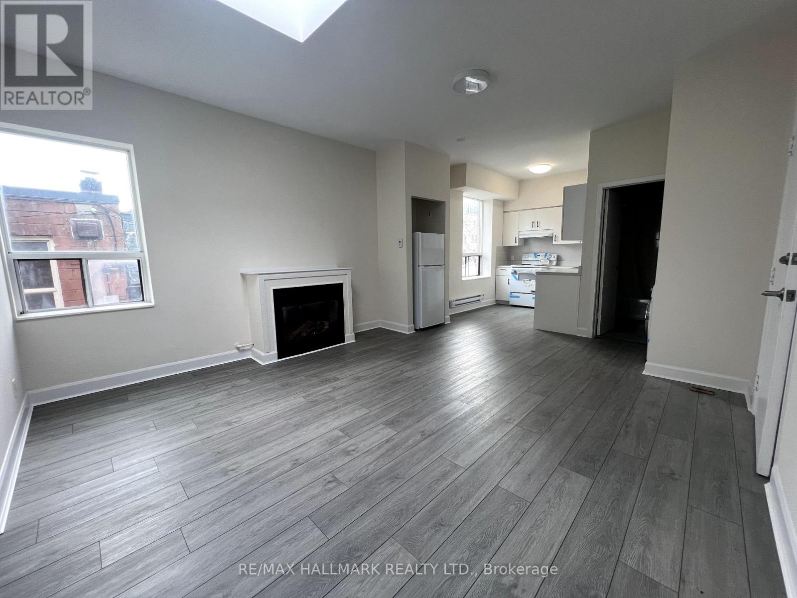 1 - 420 Parliament Street, Toronto, Ontario  M5A 3A2 - Photo 10 - C12944906