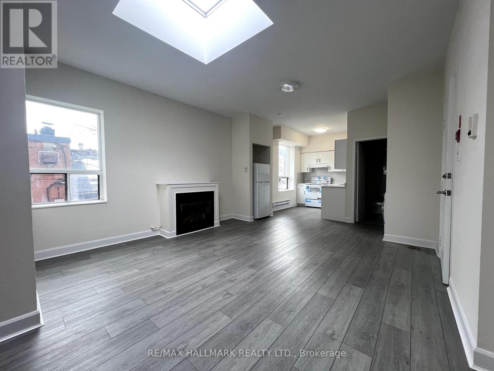 1 - 420 Parliament Street, Toronto, Ontario  M5A 3A2 - Photo 9 - C12944906