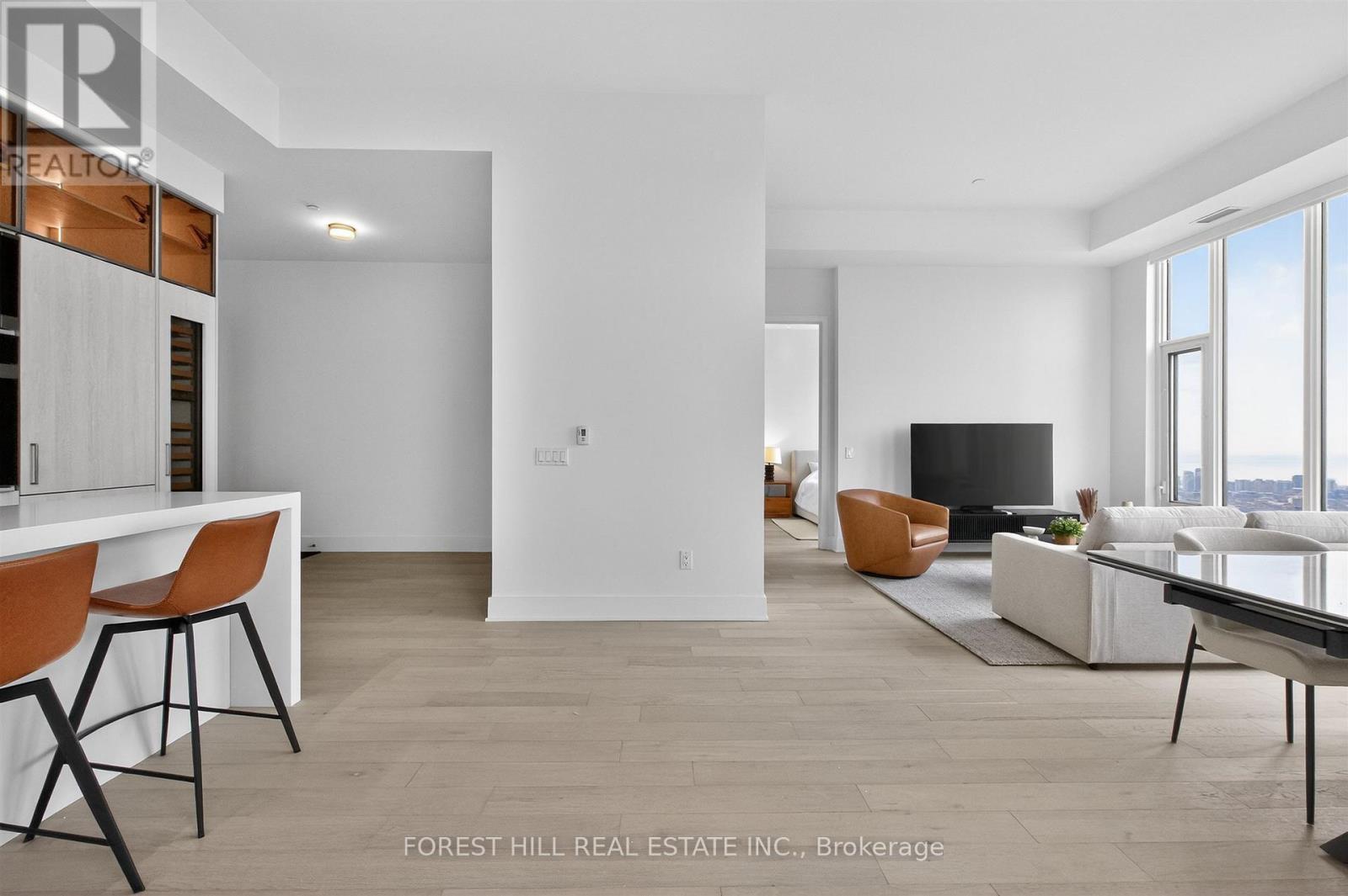 PH02 - 11 YORKVILLE AVENUE Toronto (Annex), ON M4W 0B7