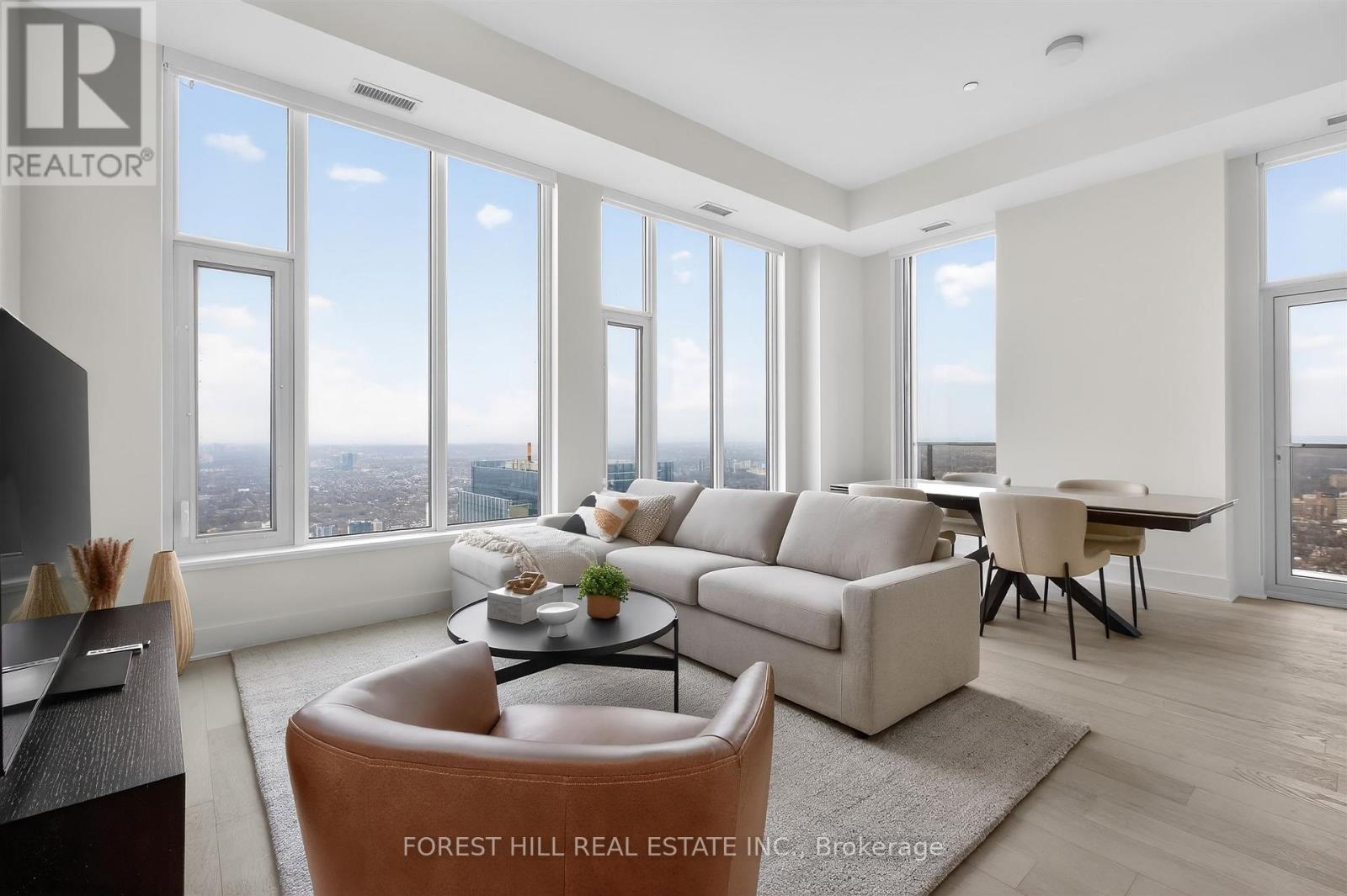 PH02 - 11 YORKVILLE AVENUE Toronto (Annex), ON M4W 0B7