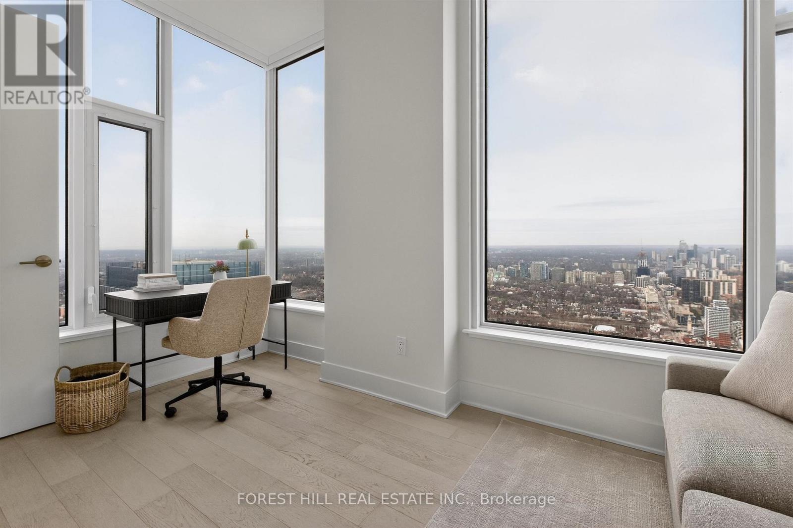 PH02 - 11 YORKVILLE AVENUE Toronto (Annex), ON M4W 0B7