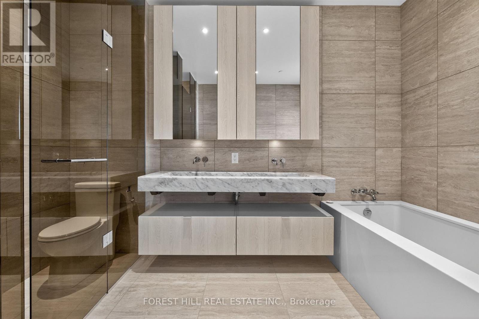 PH02 - 11 YORKVILLE AVENUE Toronto (Annex), ON M4W 0B7