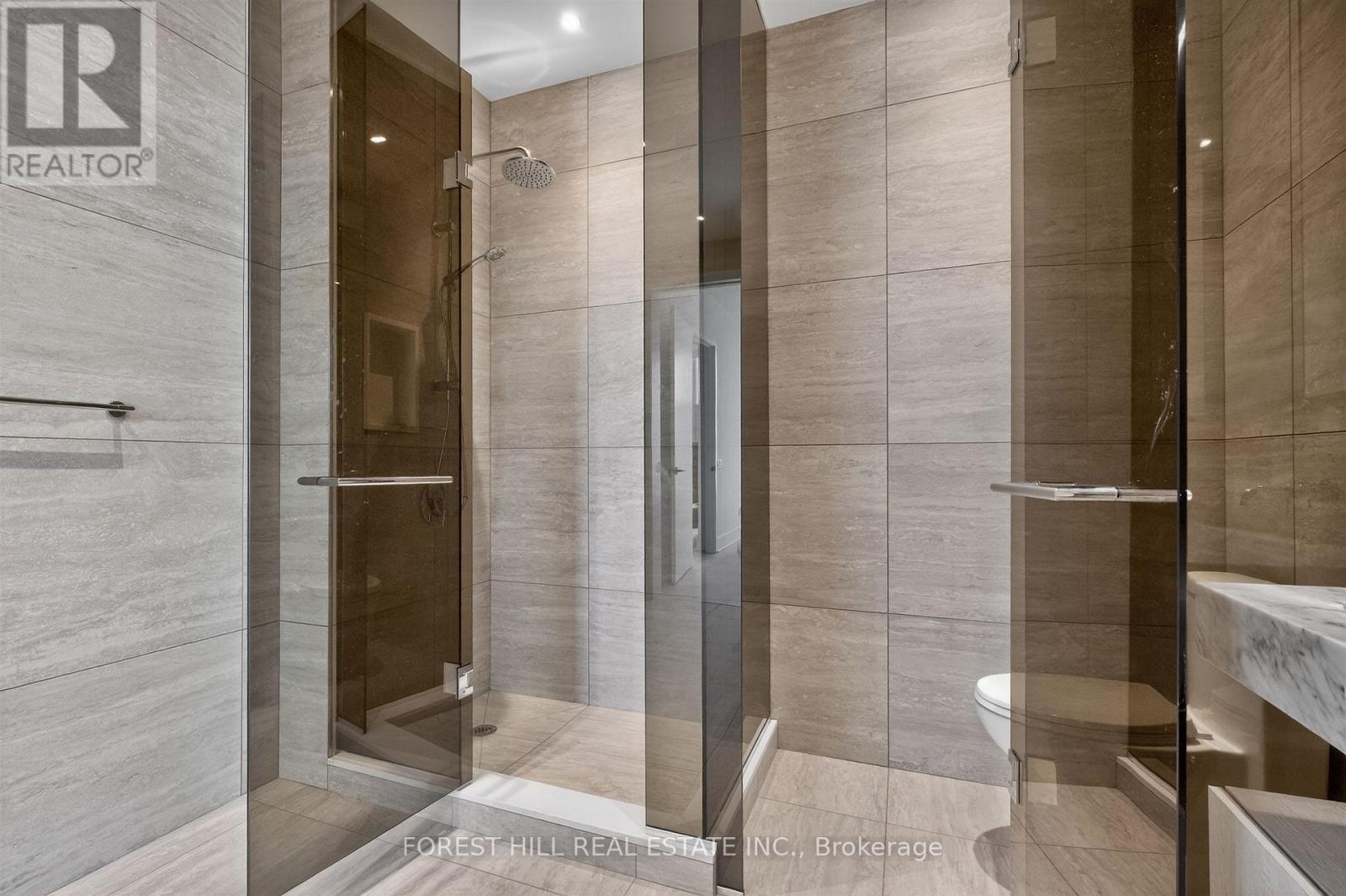 PH02 - 11 YORKVILLE AVENUE Toronto (Annex), ON M4W 0B7