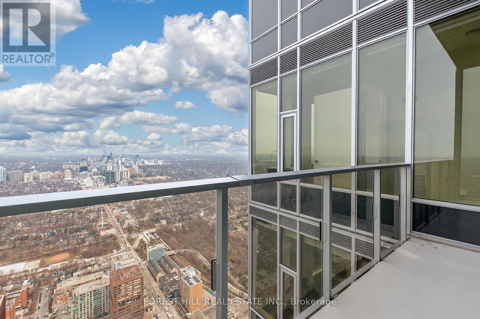 PH02 - 11 YORKVILLE AVENUE Toronto (Annex), ON M4W 0B7