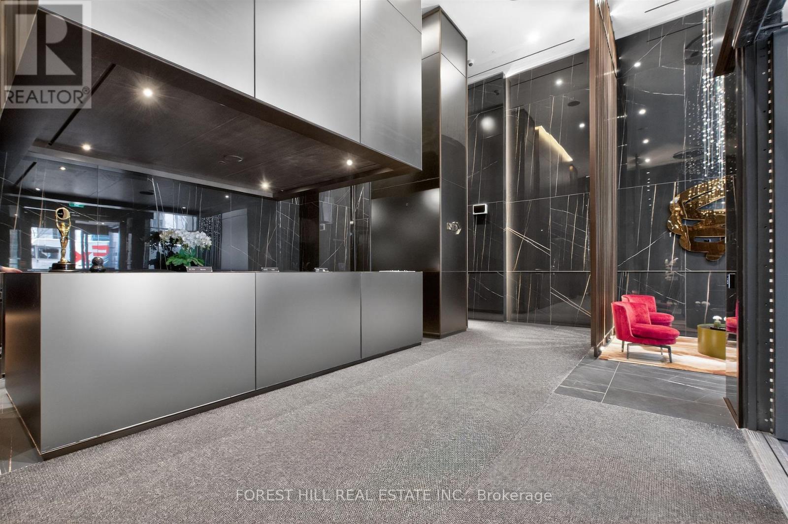 PH02 - 11 YORKVILLE AVENUE Toronto (Annex), ON M4W 0B7