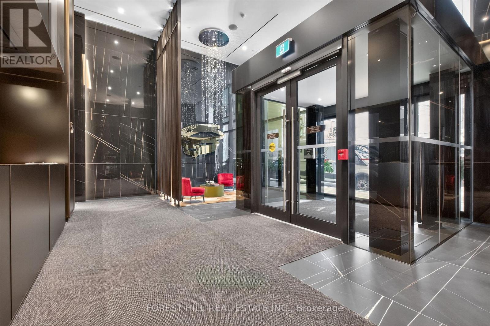 PH02 - 11 YORKVILLE AVENUE Toronto (Annex), ON M4W 0B7