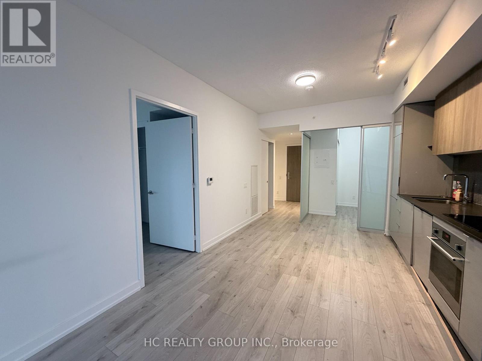 3606 - 161 Roehampton Avenue, Toronto, Ontario  M4P 0C8 - Photo 3 - C12945012