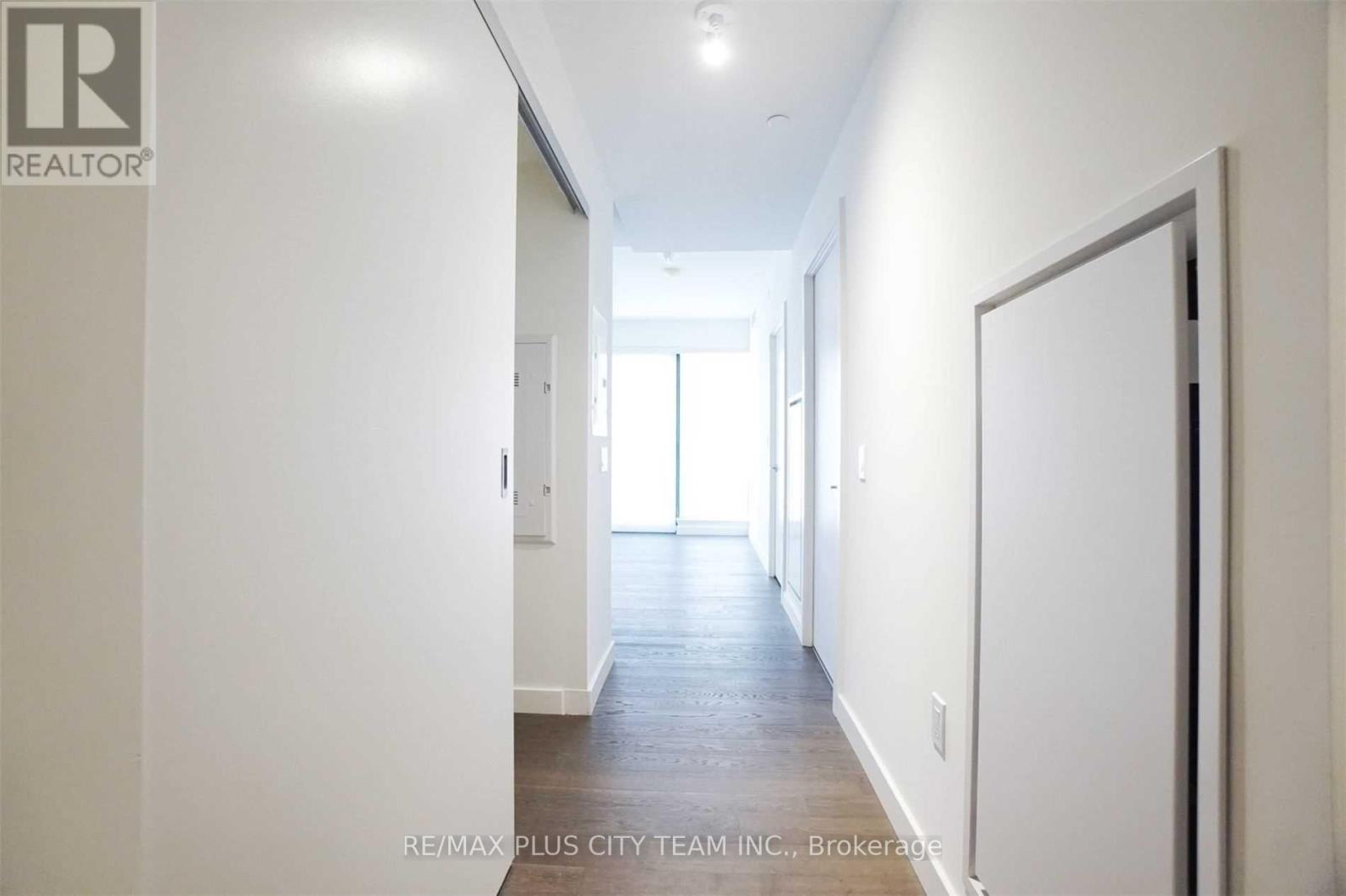 1905 - 2a Church Street, Toronto, Ontario  M5E 0E1 - Photo 10 - C12945112