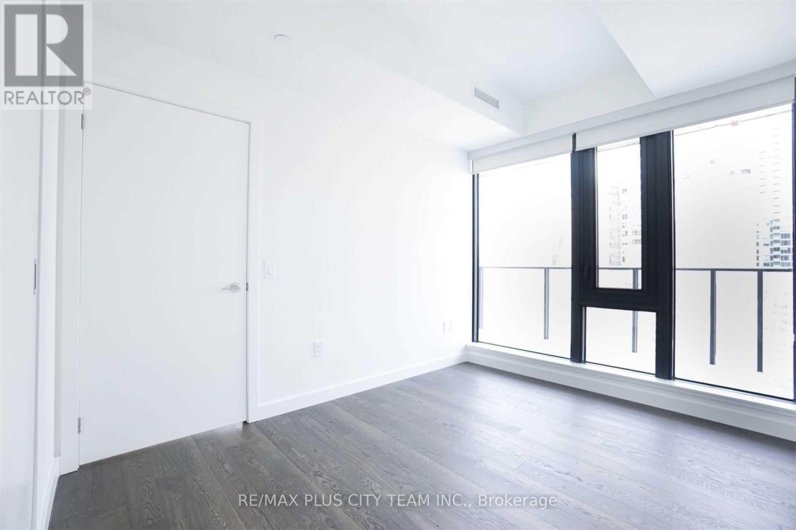 1905 - 2a Church Street, Toronto, Ontario  M5E 0E1 - Photo 9 - C12945112