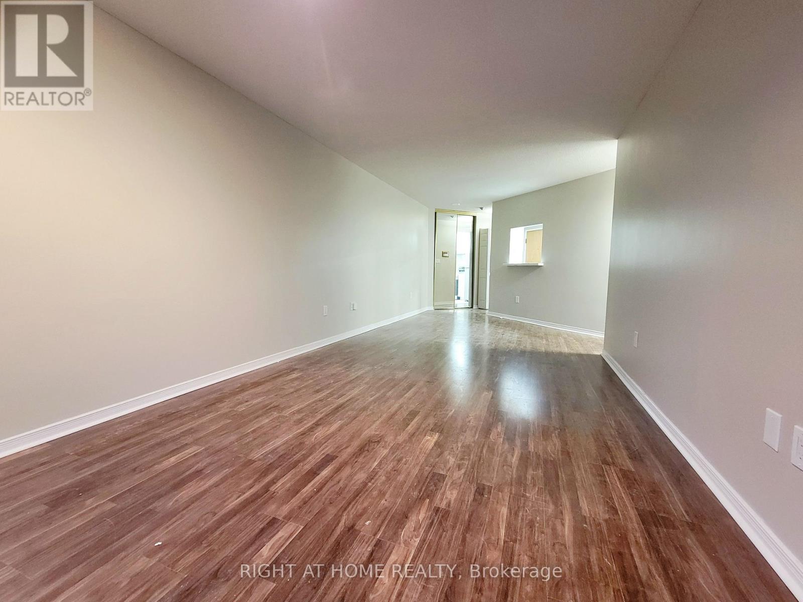 210 - 5 Concorde Place, Toronto, Ontario  M3C 3M8 - Photo 10 - C12945134