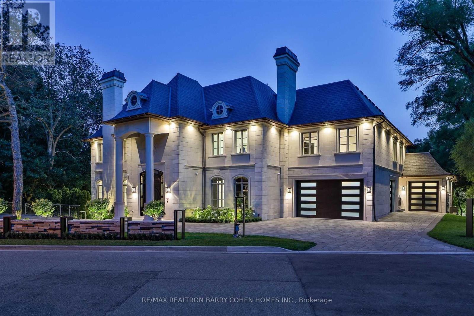 382 Old Yonge Street, Toronto, Ontario  M2P 1R4 - Photo 3 - C12945142