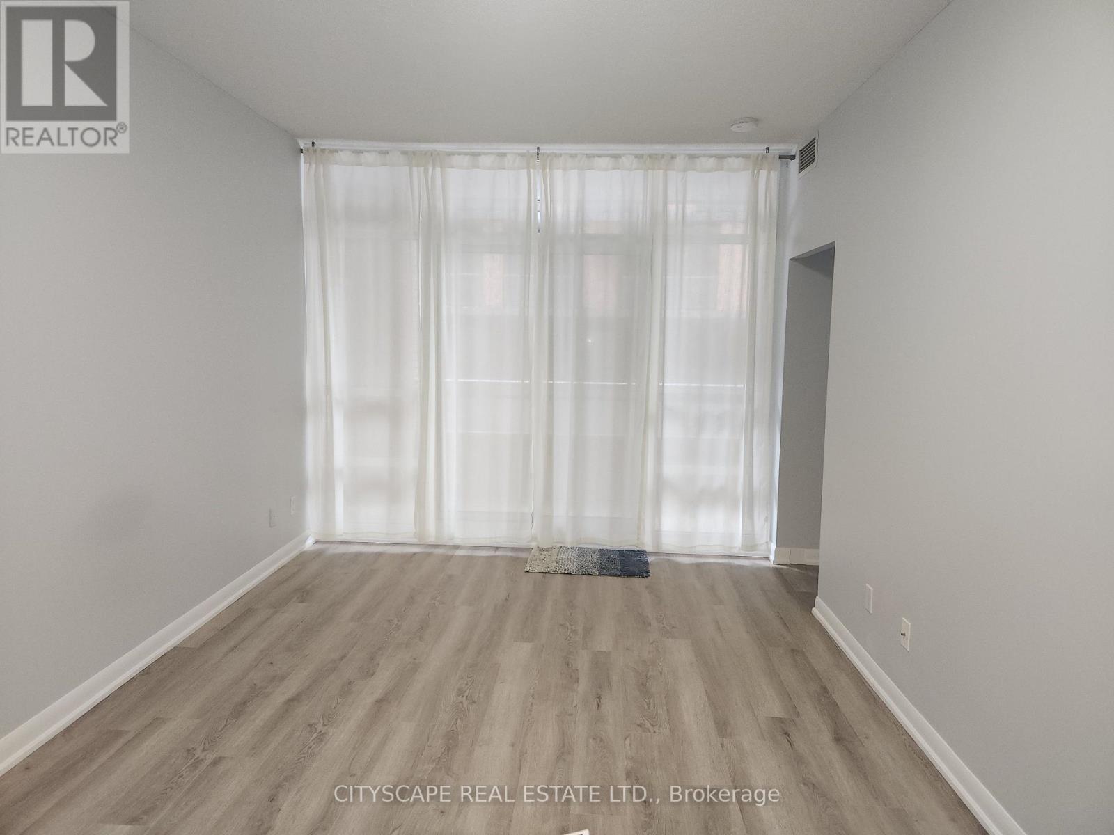 301 - 15 Bruyeres Mews, Toronto, Ontario  M5V 0A7 - Photo 19 - C12945188