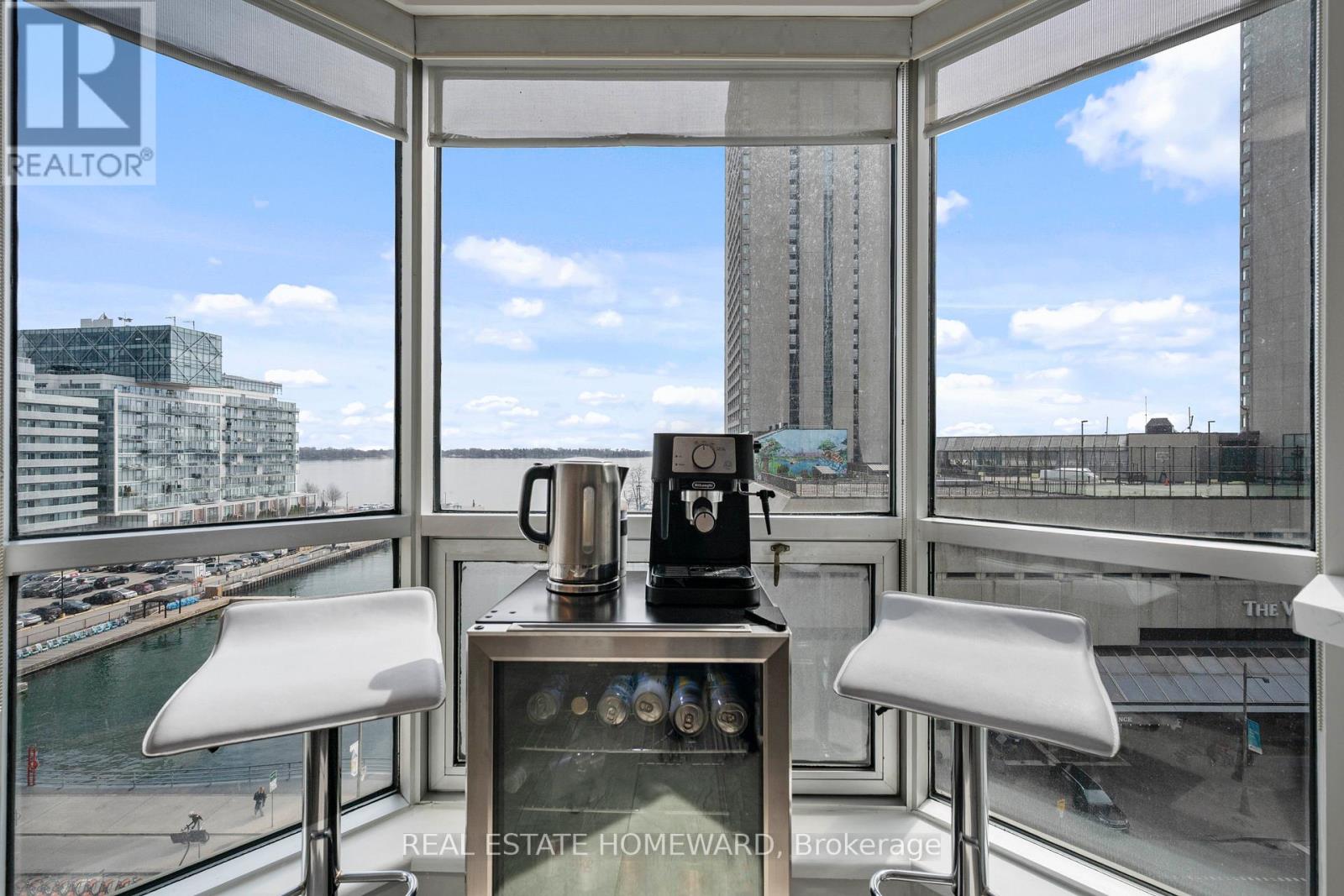 704 - 10 Queens Quay W, Toronto, Ontario  M5J 2R9 - Photo 13 - C12945238