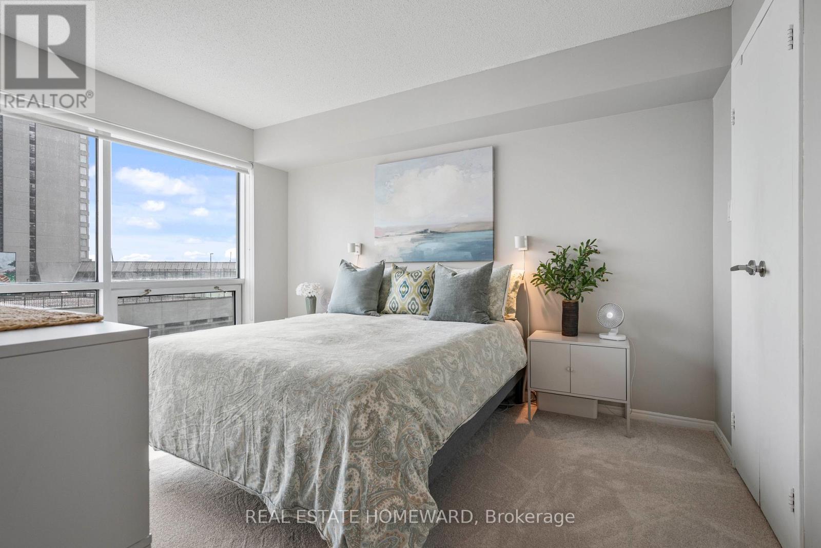 704 - 10 Queens Quay W, Toronto, Ontario  M5J 2R9 - Photo 26 - C12945238