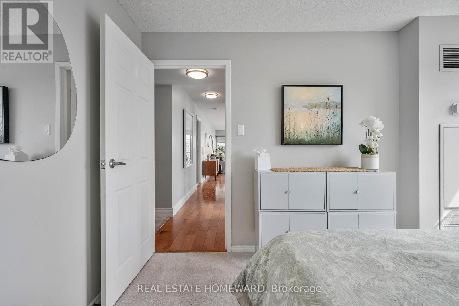 704 - 10 Queens Quay W, Toronto, Ontario  M5J 2R9 - Photo 27 - C12945238