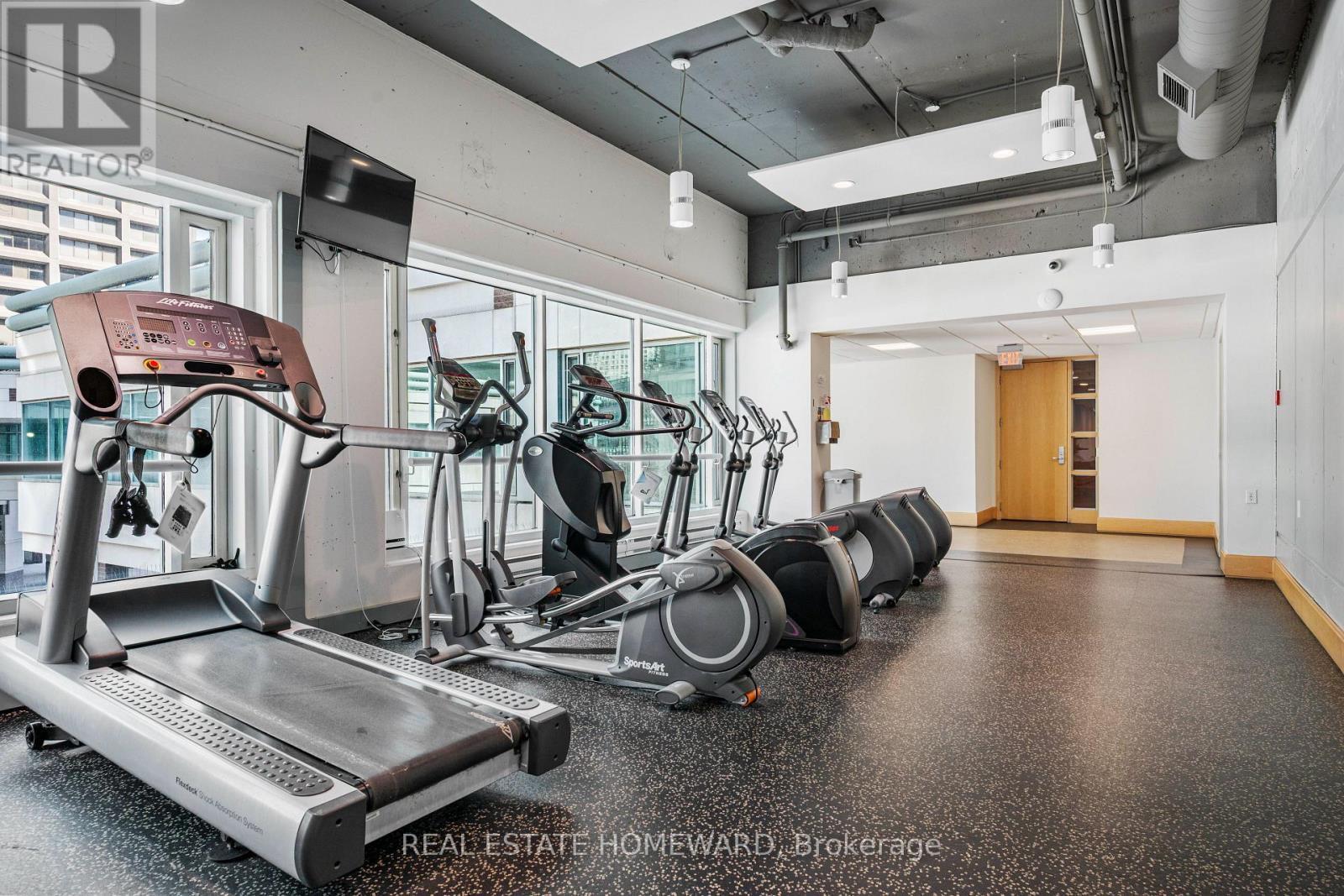 704 - 10 Queens Quay W, Toronto, Ontario  M5J 2R9 - Photo 35 - C12945238